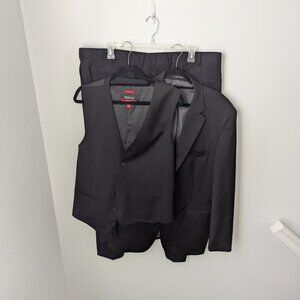 Awareness by Kenneth Cole Men's 100% Wool 3-Piece Black Suit